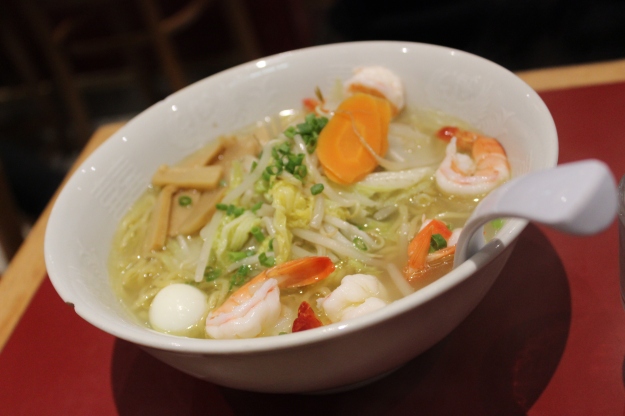 Gomoku Ramen, noodles with vegetables and shrimps